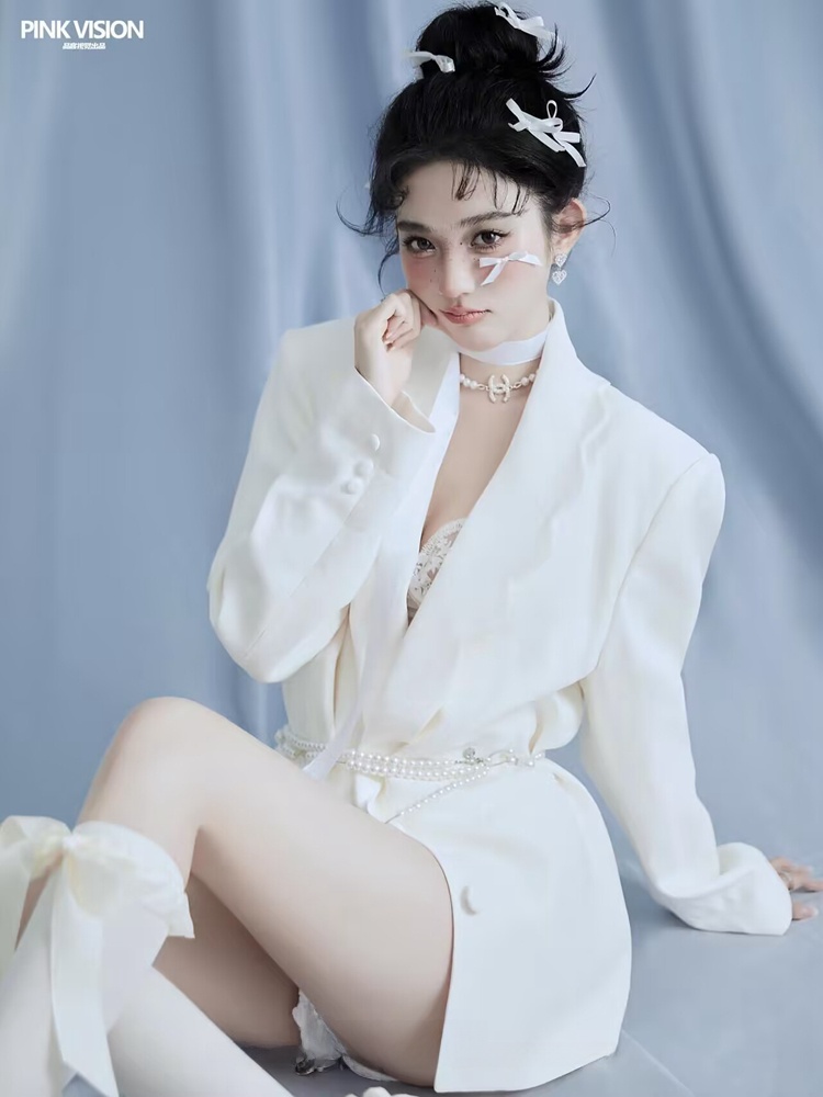 Studio Photography Suit White  - огляд і ціна Photography Studio
